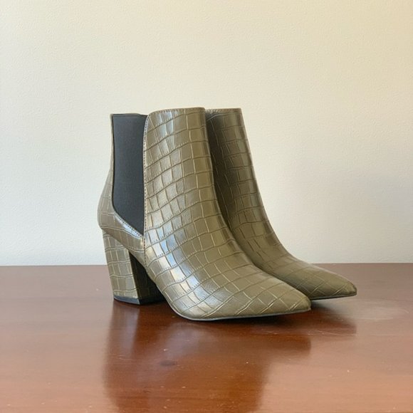 NWB Lulus Cecy Khaki Croc Ankle Boots - Picture 7 of 12